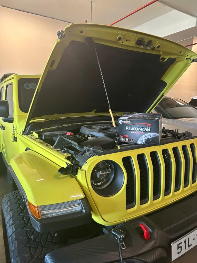 Thay Bình Ắc Quy Quận 4